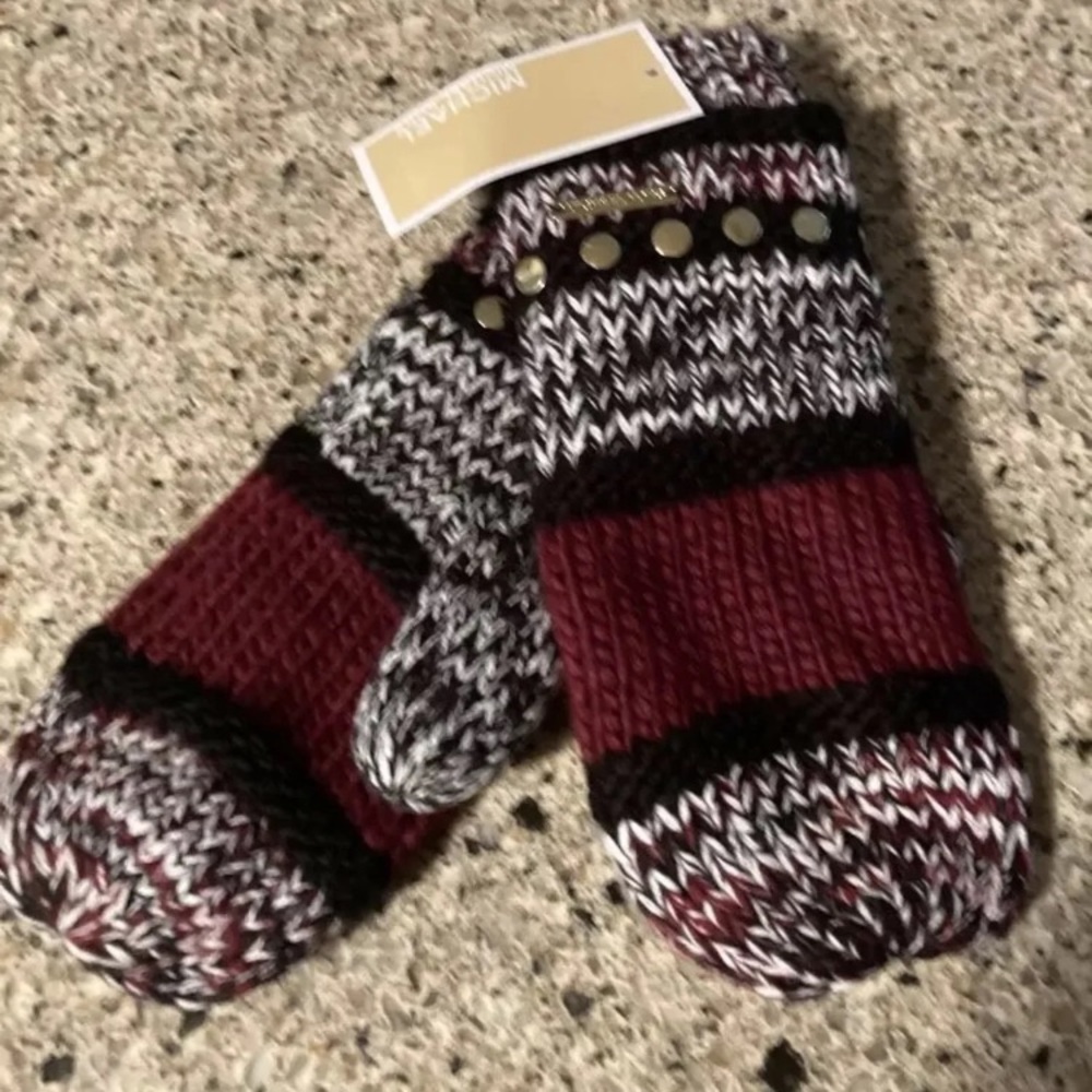 NWT Michael Kors mittens